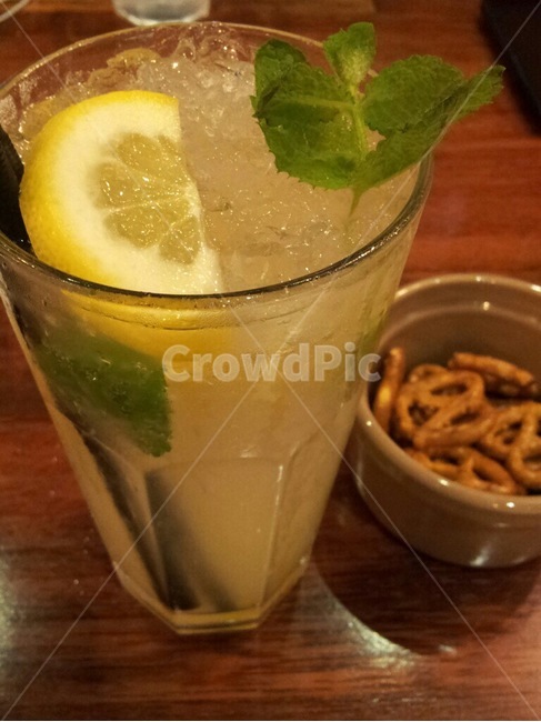 레몬에이드,얼음,여름,아이스,음료,여름,계절,summer,season,음료수,drink,beverage,음주,lemonade,레몬 에이드,마실 것