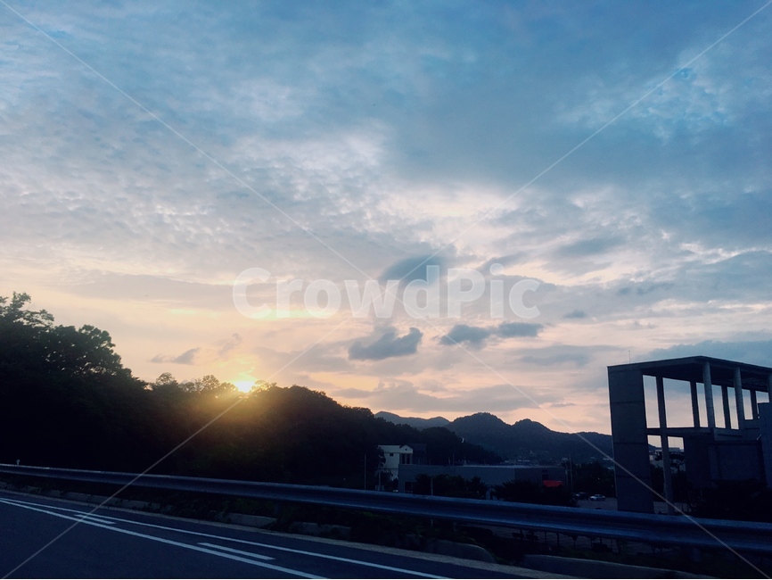 석양,하늘,자연,풍경,구름,자연,풍경,nature,landscape,transportation,교통,rail,레일,train track,기찻길,railway,철도