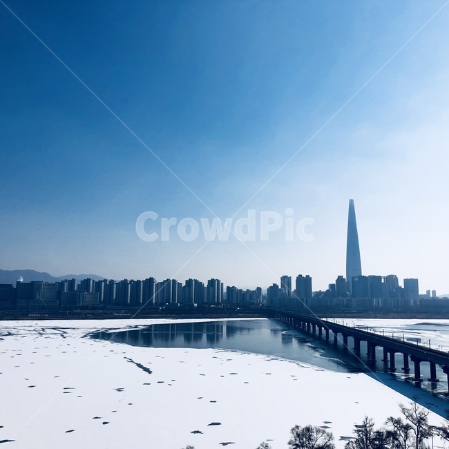 겨울,한강,태크노타워옥상,롯데,롯데월드타워,겨울,계절,winter,season,자연,풍경,nature,landscape,steeple,뾰족한 탑,architecture,건축물,spire,첨탑,tower,탑,building,건물
