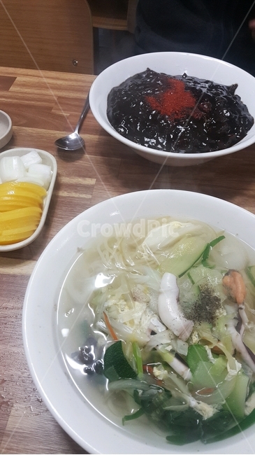 중국집메뉴,중국집,우동,짜장면,국수,단무지,점심메뉴,배고플때,짜장면고추가루,후추,저녁메뉴,koreannoodle,lunch,음식,식재료,요리,food,cook,meal,dishes,food reserves,중식,중국음식,중화요리,chinese food,chinese dishes,chinese meal,chinese cook