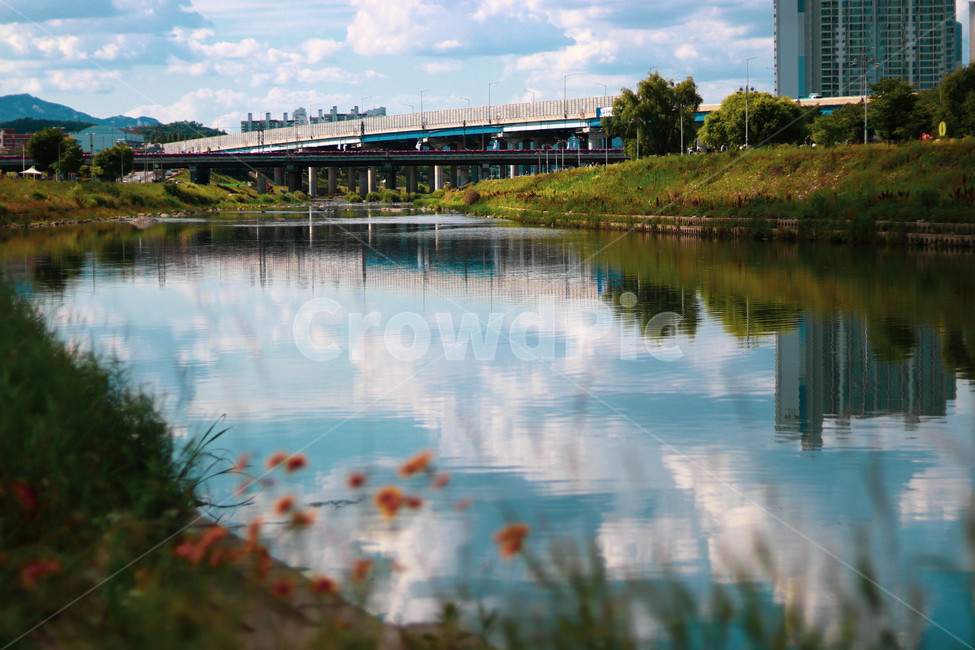 water,물,outdoors,옥외,nature,한강,시민공원,자연,구름,하늘,도시,풍경,city,landscape,한국도시풍경,한국도시경관,korea cityscape