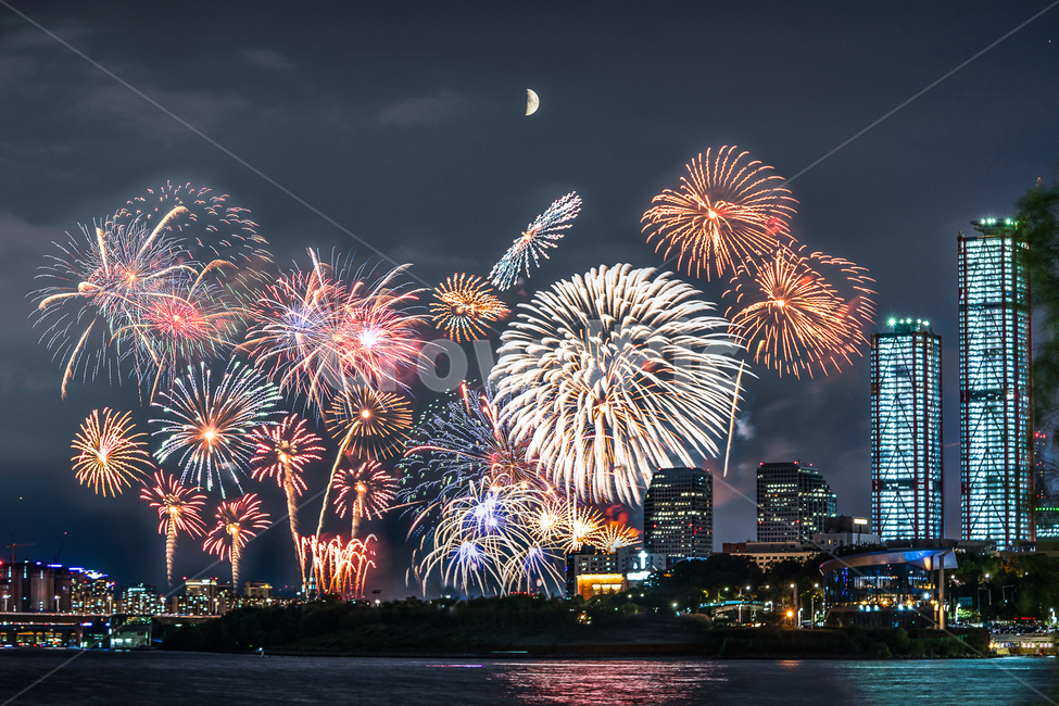 불꽃,불꽃놀이,불꽃축제,fireworks,밤,야경,한강,불빛,도시,빌딩,night,nightview,river,야경,밤,풍경,nightscape,night,landscape,도시,city,한국도시풍경,한국도시경관,korea cityscape