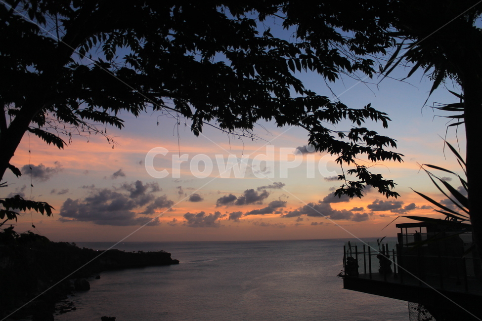 인도네시아,발리,쿠부,쿠부해변,쿠부비치,석양,일몰,황혼,indonesia,bali,balisunset,beachsunset,sunset,실루엣,silhouette,dusk,twilight,sea,ocean,sky,redsky,하늘,붉은하늘,자연,nature,새벽,dwan,자연,풍경,nature,landscape,실루엣,그림자,silhouette,shadow,water,물,waterfront,워터 프론트
