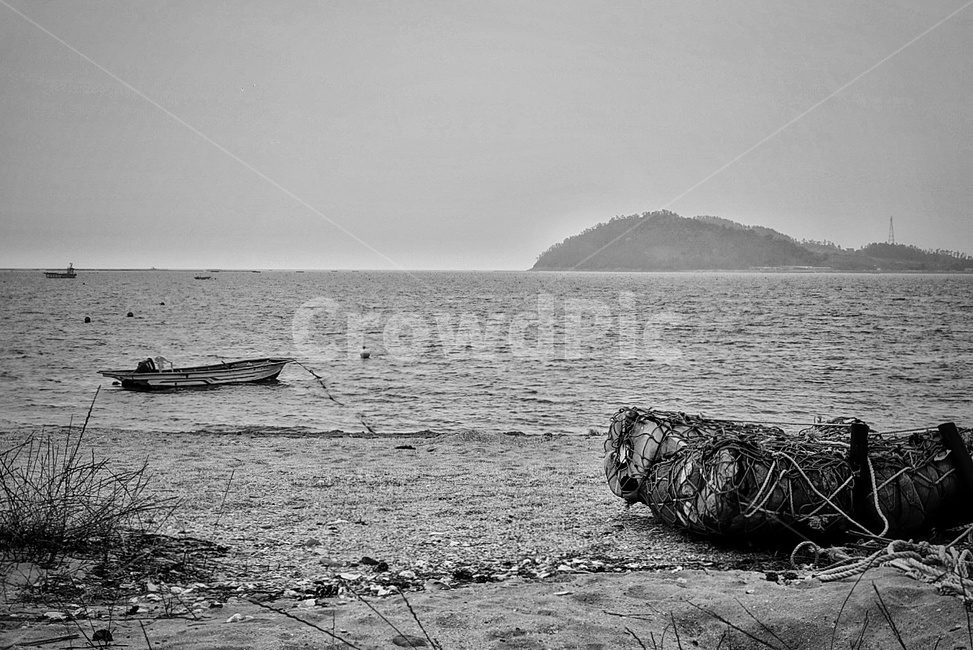 흑백,바다,섬,풍경,배,자연,풍경,nature,landscape,한국자연풍경,한국자연경관,korea nature landscape,흑백,모노톤,monochrome,black and white,wood,나무,vehicle,차량,transportation,교통,boat,보트