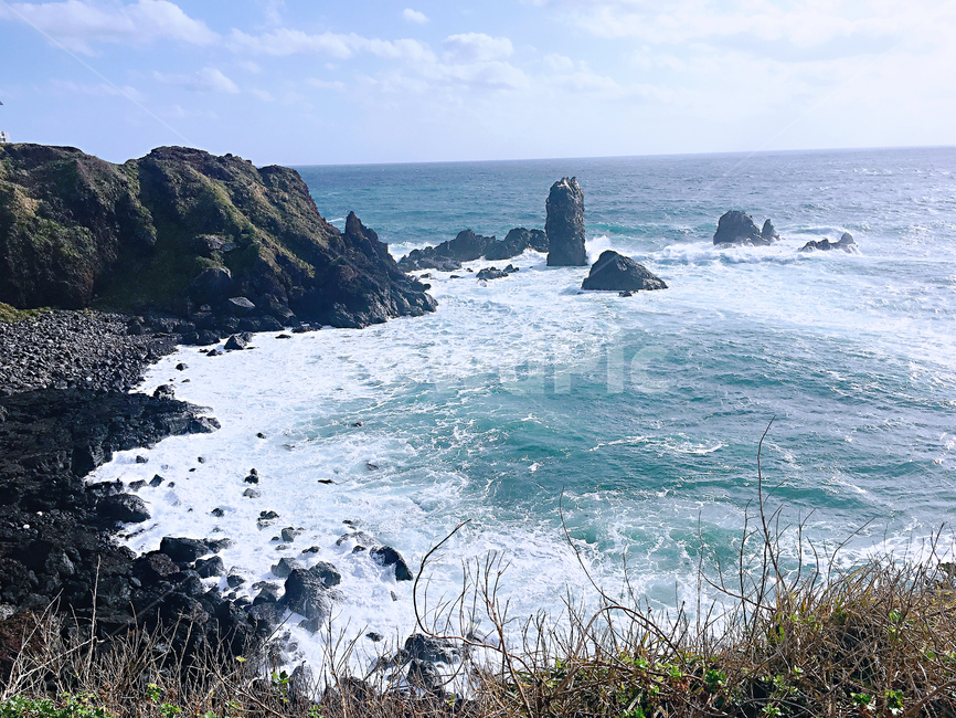 제주도,섭지코지,바다,구름,하늘,파도,ocean,대양,nature,물,water,자연