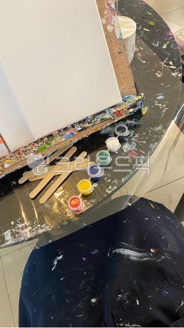 plywood,페인트용기,paintcontainer,그림,화가,미술