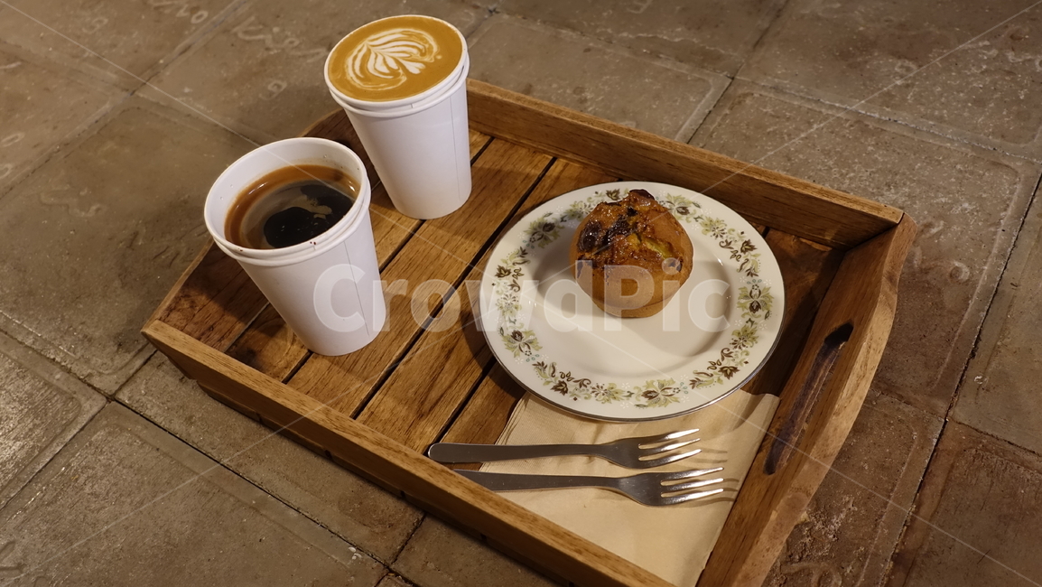 커피,카페,디저트,티타임,coffee,cafe,dessert,teatime,bread,라떼,아메리카노,lattee,americano,woodtray,tray,쟁반