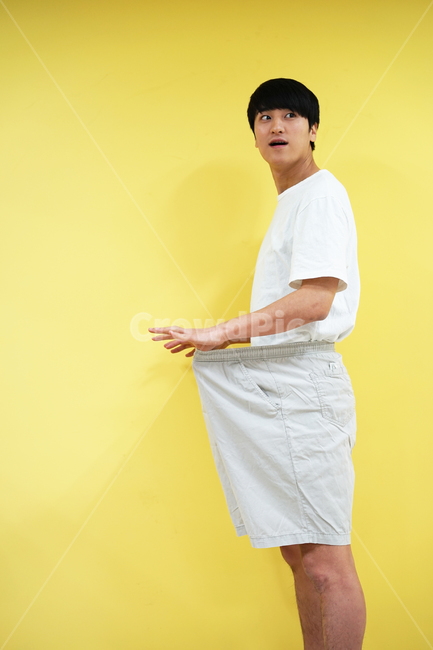 다이어트,남자,살,비만,정상체중,건강,health,사이즈,바지,살빠짐,diet,man,cellulite,fat,weight,size,pants,사람,인물,인간,human,person,얼굴표정,facial expression,face,남성,남자,man,male,감정표현,기분,feeling,emotion,건강,헬스웨어,헬스케어,healthware,health care