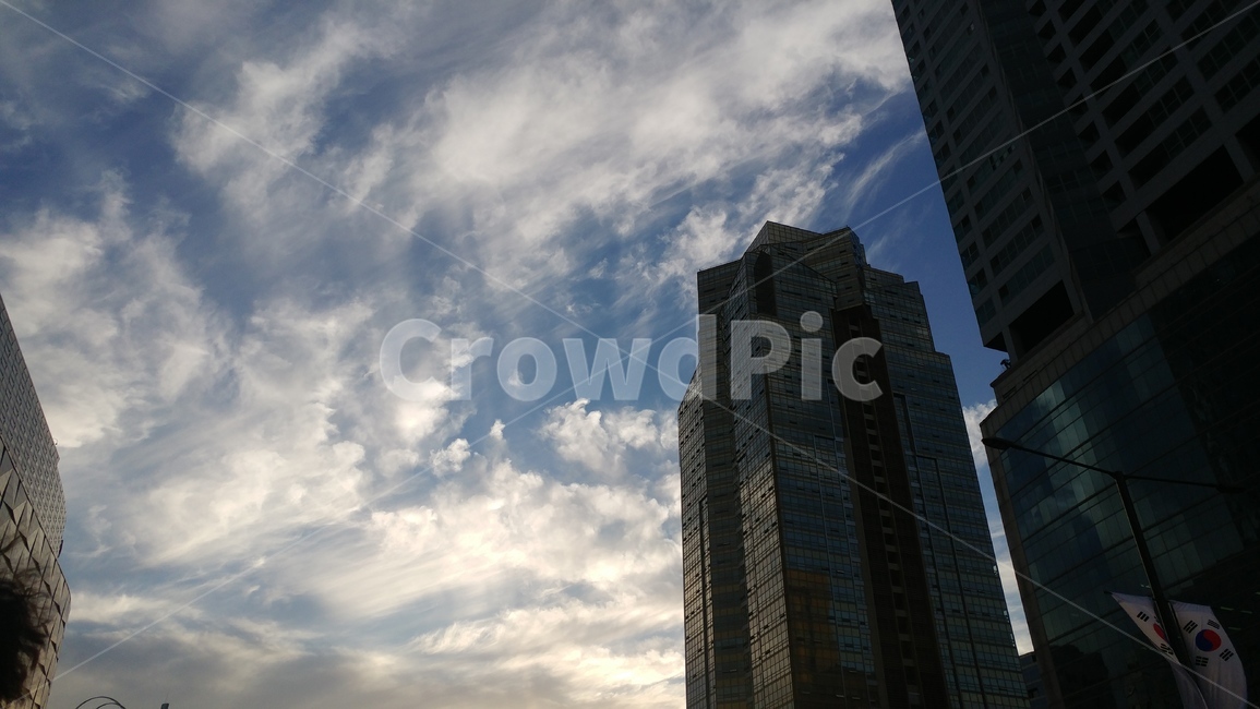 빌딩,도시,하늘,오후,석양,city,외로운,lonely,building,sky,afternoon,urban,태극기,도시,풍경,city,landscape,건물,office building,사무실 건물