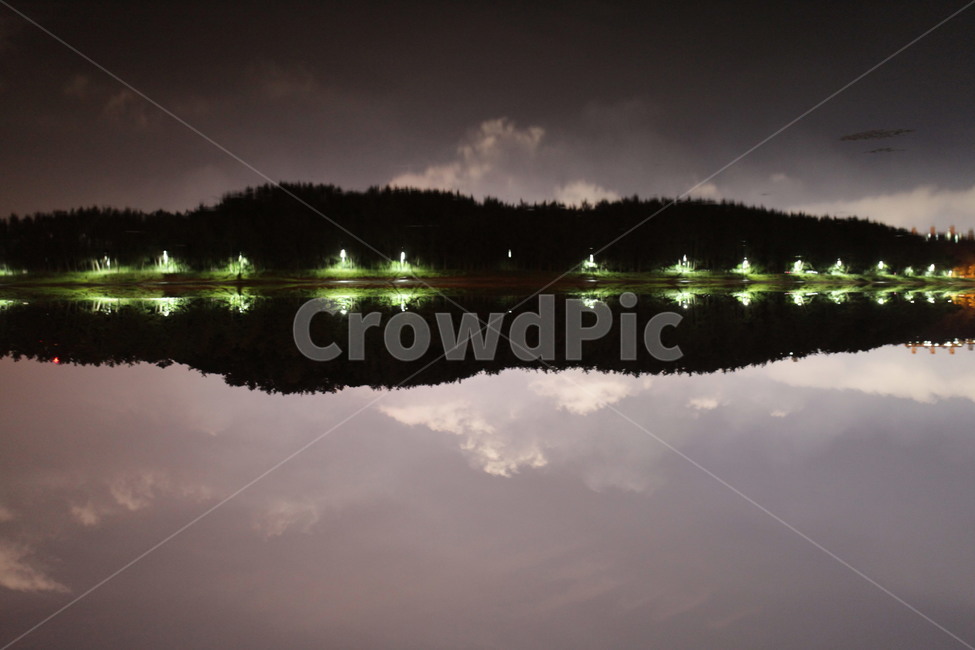 반영,호수,야경,lake,reflection,연못,pond,cloud,구름,조명,lighting,자연,풍경,nature,landscape,야경,밤,nightscape,night,water,물,outdoors,옥외