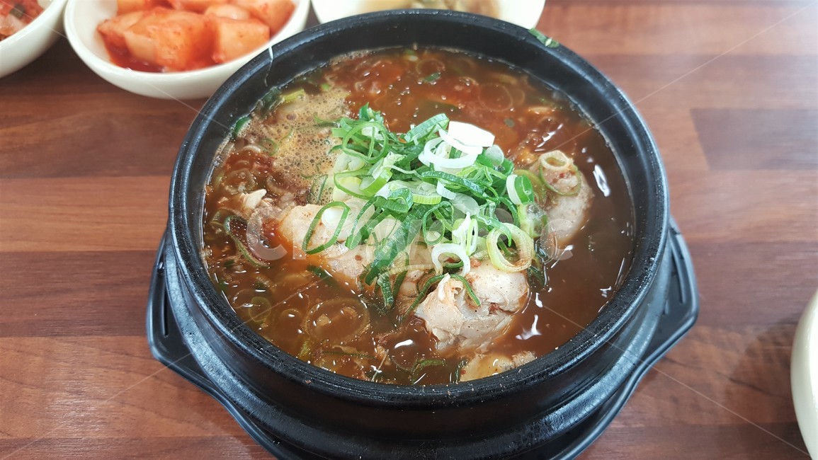 뚝배기,마라삼계탕,음식,한국,따뜻한,매운,보양식,한국음식