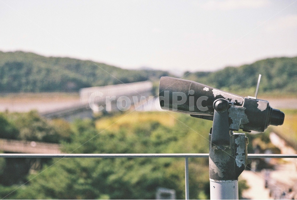 망원경,다리,풍경,산,telescope,bridge,view,mountain,감성,sensible,feeling,사물,물건,오브젝트,thing,object,matter