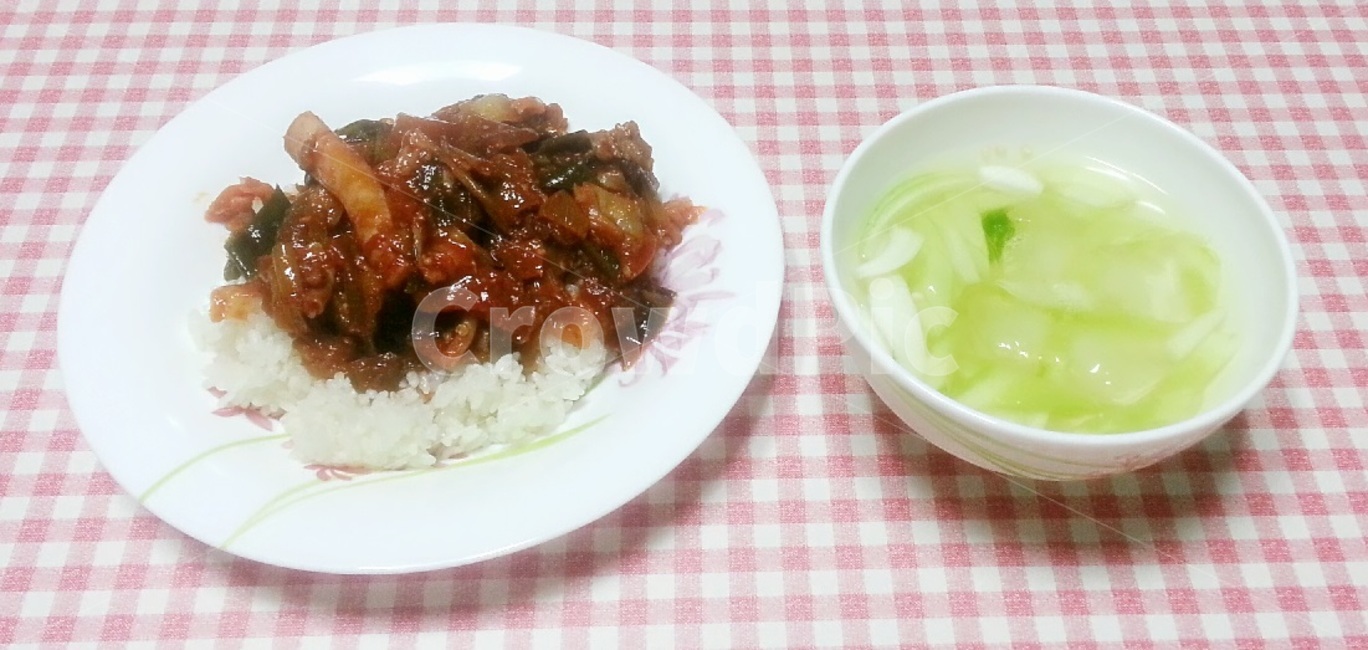 음식,요리,점심,아침,혼밥,밥,국,오이냉국,덮밥,오징어덮밥,한끼