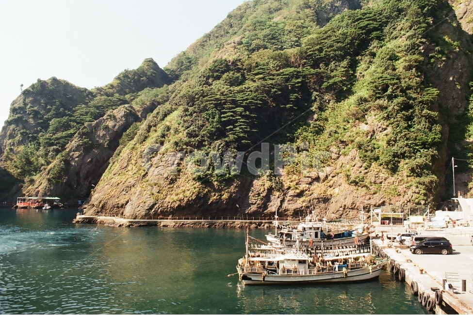 울릉도,도동항,울릉도도동항,항구,울릉도항구,자연,풍경,nature,landscape,한국자연풍경,한국자연경관,korea nature landscape,transportation,교통,vehicle,차량,boat,보트,outdoors,옥외,land,땅,water,물