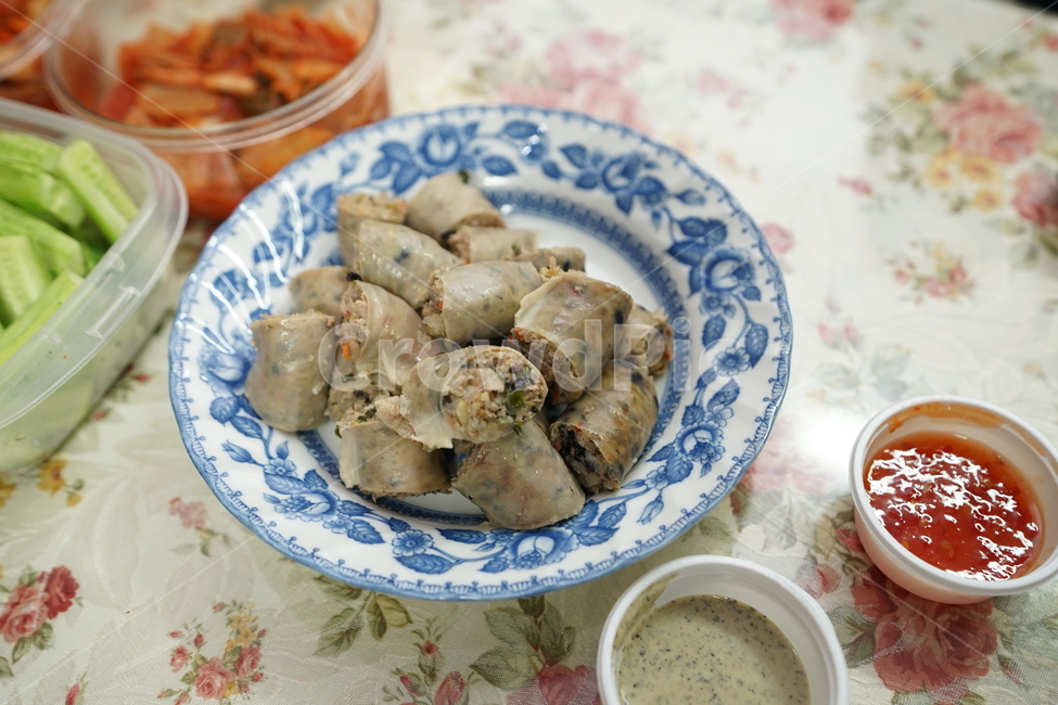 술안주,술자리,순대,한식,한국음식,한국요리,요리,먹방,돼지,찜요리,영양식,육류,음식,음식,식재료,요리,food,cook,meal,dishes,food reserves,한식,한국음식,한국요리,korean food,korean dishes,korean meal,korean cook