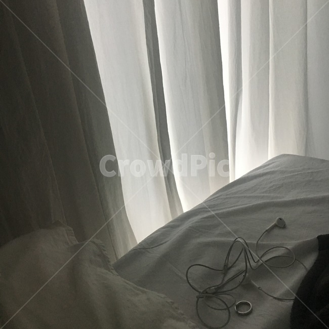 포근함,침대,침실,침구,감성,cozy,snug,warm,따듯함,부드럽다,soft,smooth