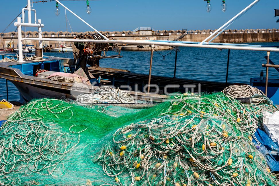 동해,그물,어촌,고깃배,선착장,부두,어선,선박,방파제,water,물,waterfront,물가,watercraft,어업,fishery,fishing industry