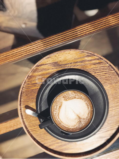 cup,컵,coffeecup,커피컵,도기류,latte,라떼,drink,beverage,마실것,카페,모닝커피,커피,카페,coffee,cafe