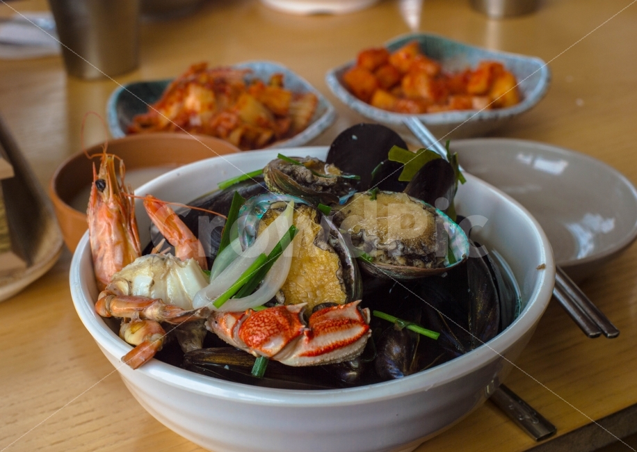 라면,짬뽕,전복라면,전복,음식,음식,식재료,요리,food,cook,meal,dishes,food reserves,수산물,해산물,fishery products,seafood