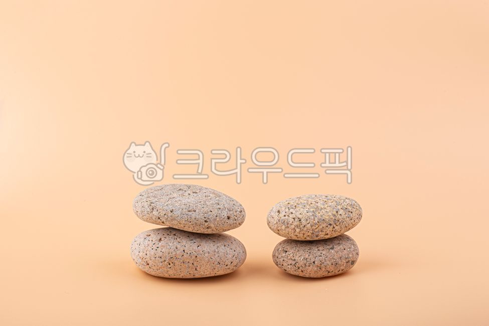 Stone,round stone,stone object,object,prop,pebble