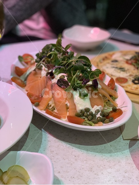 샐러드,salad,연어샐러드,와인바,fresh