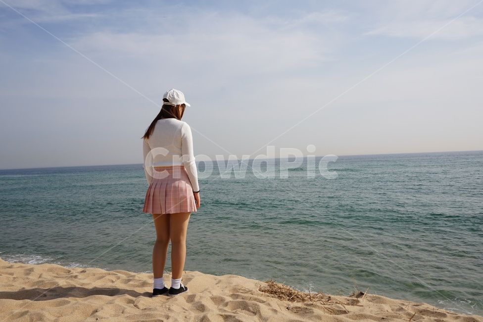 핑크스커트,여름,바다,뒷모습,여자,긴머리,해변,해변,바다,beach,sea,사람,인물,인간,human,person,여성,여자,woman,female,lady