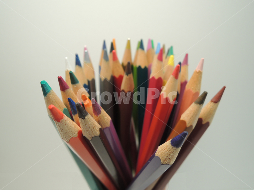 색연필,컬러링,컬러풀,색칠공부,연필,학용품,coloredpencil,pencil,coloredpencilsset,coloringpencils,artdrawingpencil,학용품,문구류,사무용품,school supplies,stationery,office supplies