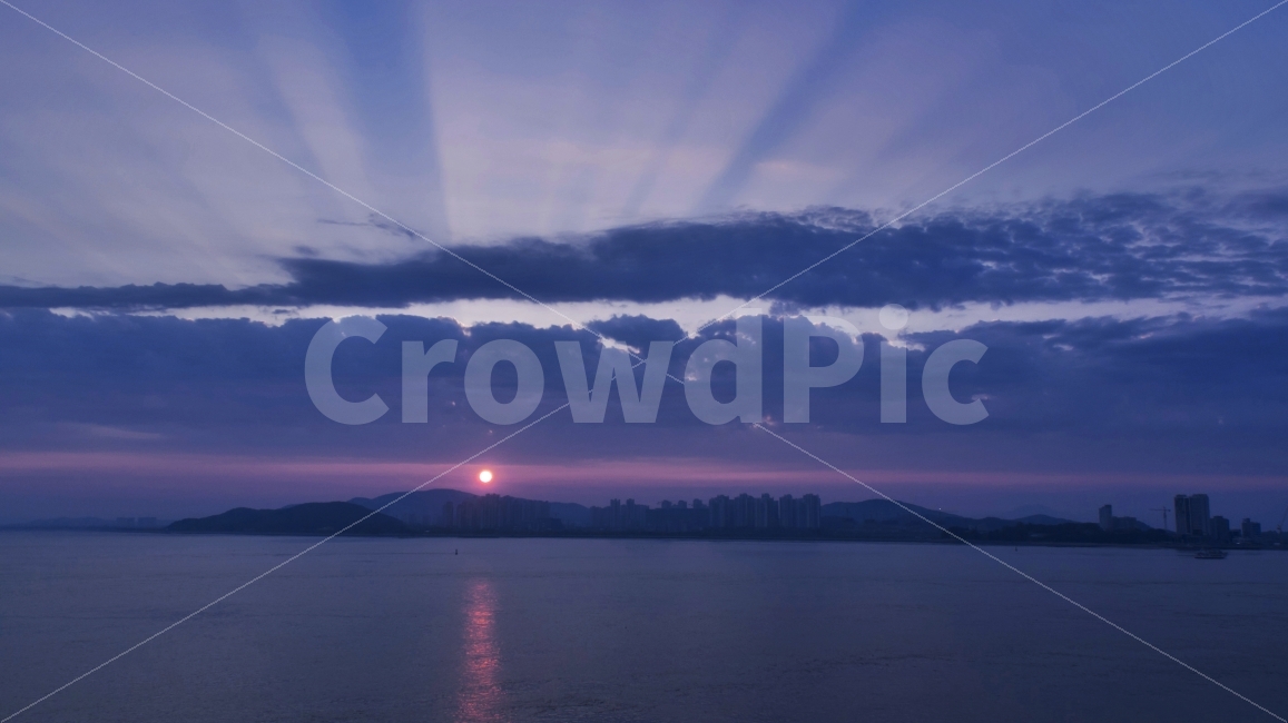 일몰,노을,해넘이,바다,항공촬영,자연,풍경,nature,landscape,outdoors,옥외,sky,하늘,red sky,붉은 하늘,dusk,황혼,dawn,새벽,sunset