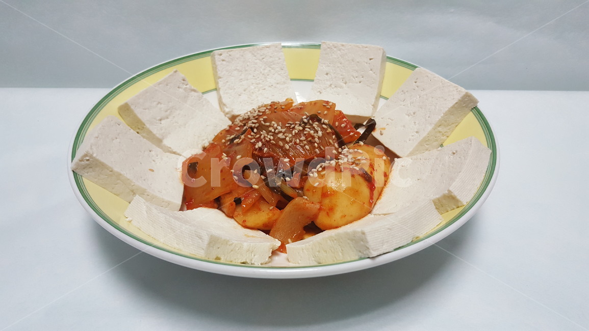 음식,안주,술안주,김치,두부김치,메뉴,요리,한국음식,김치요리