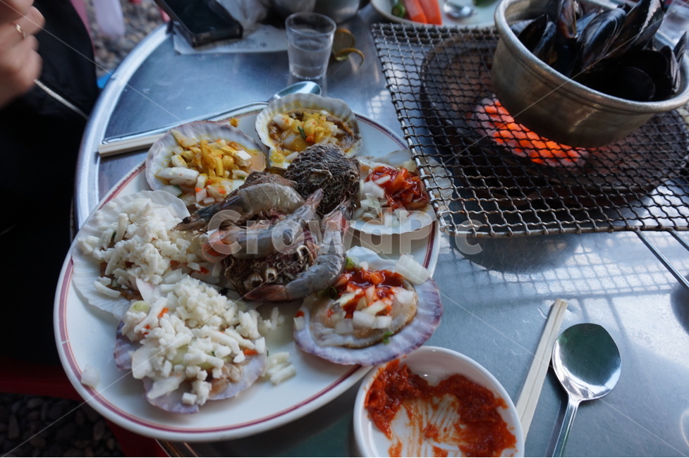 조개,가리비,조개구이,음식,요리,신선하다,신선한,해산물,수산물,씨푸드,food,cook,외식,회식,어패류,식사,숯불,여름,한여름,불,seafood,해물모듬,모듬해물,해물,술안주,그릴,캠핑,지글지글,보글보글,키조개,완자,식재료,meal,dishes,먹방,fishery,products,새우,shrimp,음식,식재료,요리,food,cook,meal,dishes,food reserves,수산물,해산물,fishery products,seafood