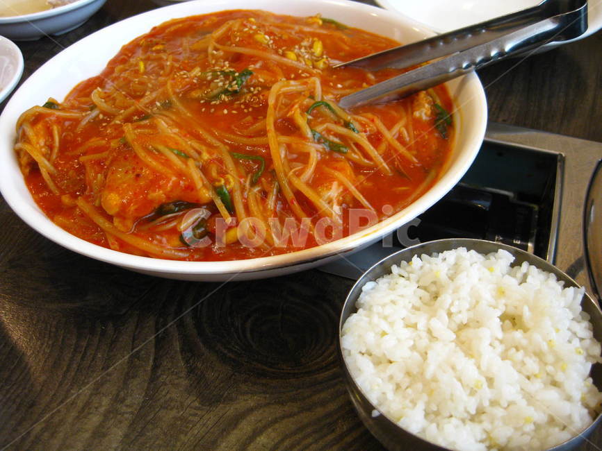 복어찜,찜,한국음식,dish,food,meal,식사,한식,공기밥,쌀밥,rice,생선찜,RED,빨간색