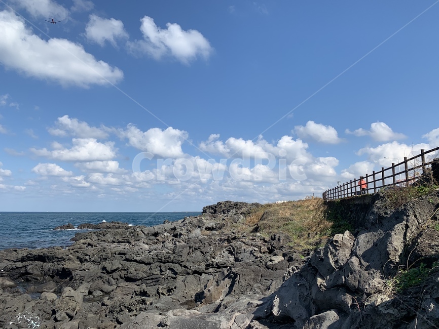 nature,자연,outdoors,옥외,제주,제주바다,제주하늘,바다,하늘,가을하늘,구름,수평선,jeju,jejudo,jejuisland,landscape,seascape,seaside,sky,cloud,blue,rock,자연,풍경,nature,landscape