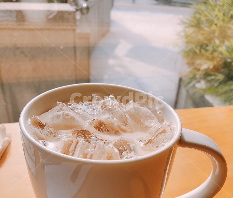 커피,밀크티,카페,음료,얼음,맛있는,달콤한,시원한,여름,더위,메뉴