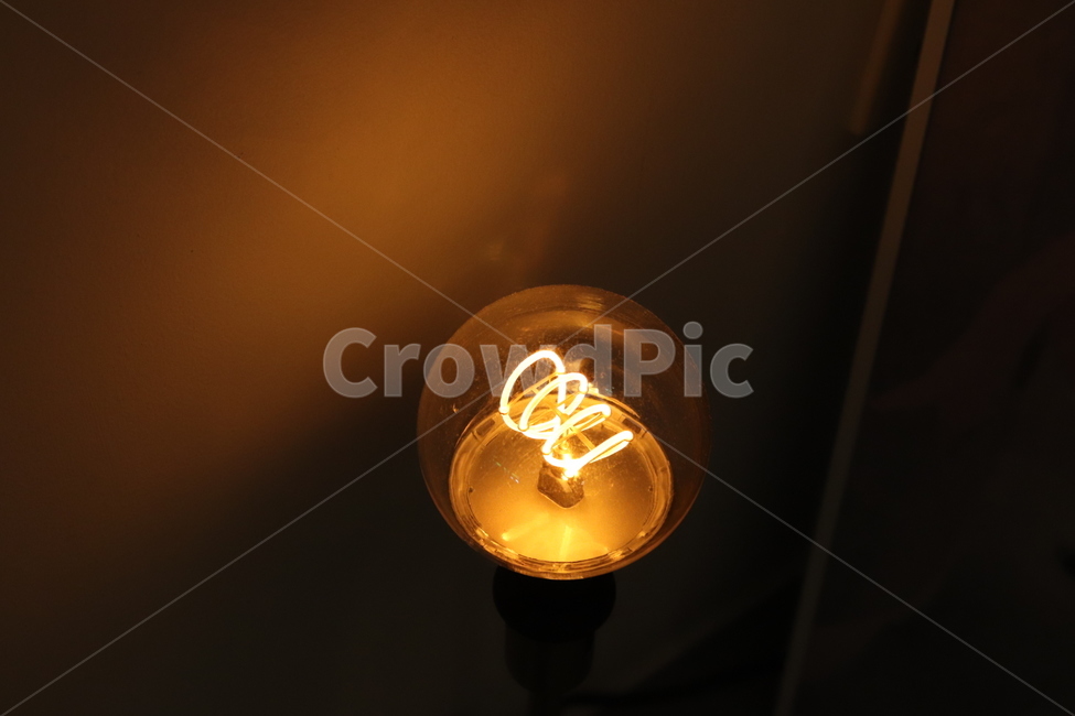 조명,카페,전구,전등,등물,실내,감성,감성사진,아늑함,소품,희망,lamp,light,lightbulb,램프,빛,인테리어,실내디자인,interior design