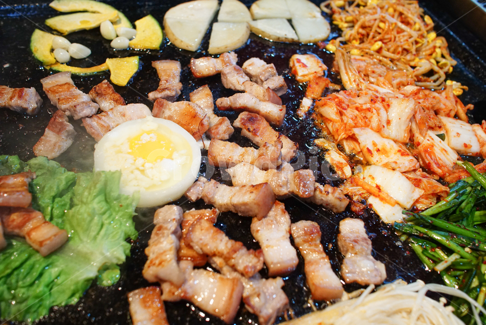 음식,요리,삼겹살,고기,구이,식재료,한국음식,food,cook,식품,meal,식사,음식,식재료,요리,food,cook,meal,dishes,food reserves,육류,고기,meat