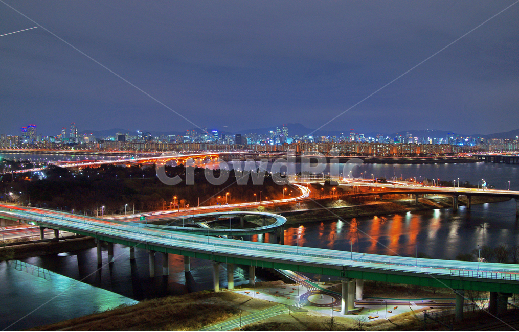 용비교,도심야경,강변북로,한강,매봉산,성수대교,강남,야경,불빛,조명,야경,밤,풍경,nightscape,night,landscape