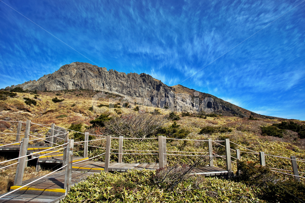 남벽,제주도,한라산,탐방로,등산로,가을,암벽,돈내코코스,계절,자연,풍경,nature,landscape,한국자연풍경,한국자연경관,korea nature landscape,제주도,jeju,jeju island,outdoors,옥외