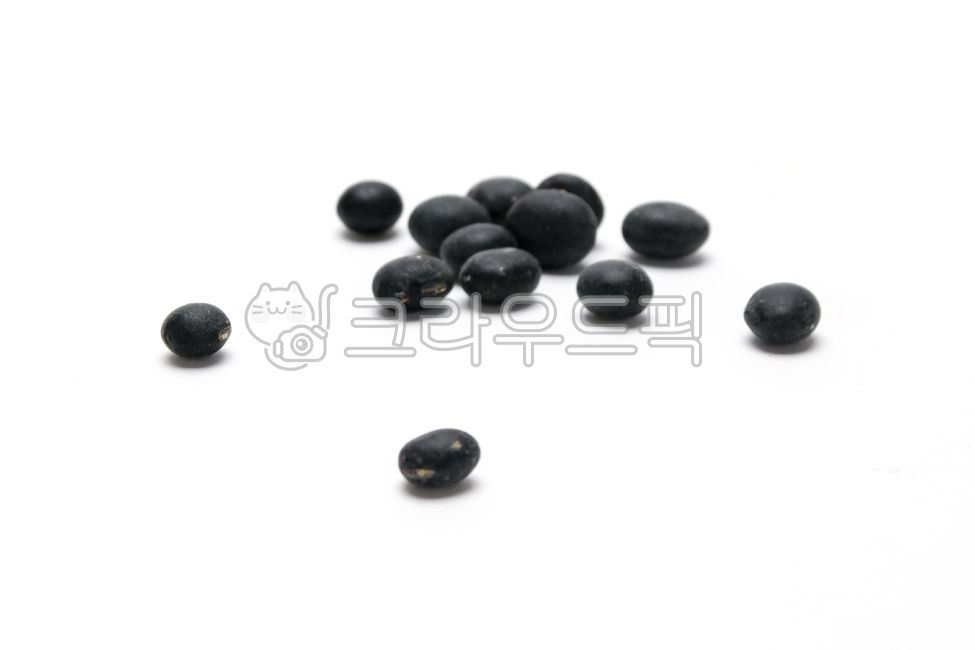 Big head,black beans,soy,blacksoybean,bean,black soybeans