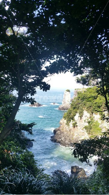 외돌개,제주관광명소,서귀포관광명소,제주외돌개,서귀포외돌개,자연,풍경,nature,landscape,한국자연풍경,한국자연경관,korea nature landscape,제주도,jeju,jeju island,outdoors,옥외,land,땅,sea,바다,ocean,대양,water,물,shoreline,해안선,promontory,곶,coast,연안