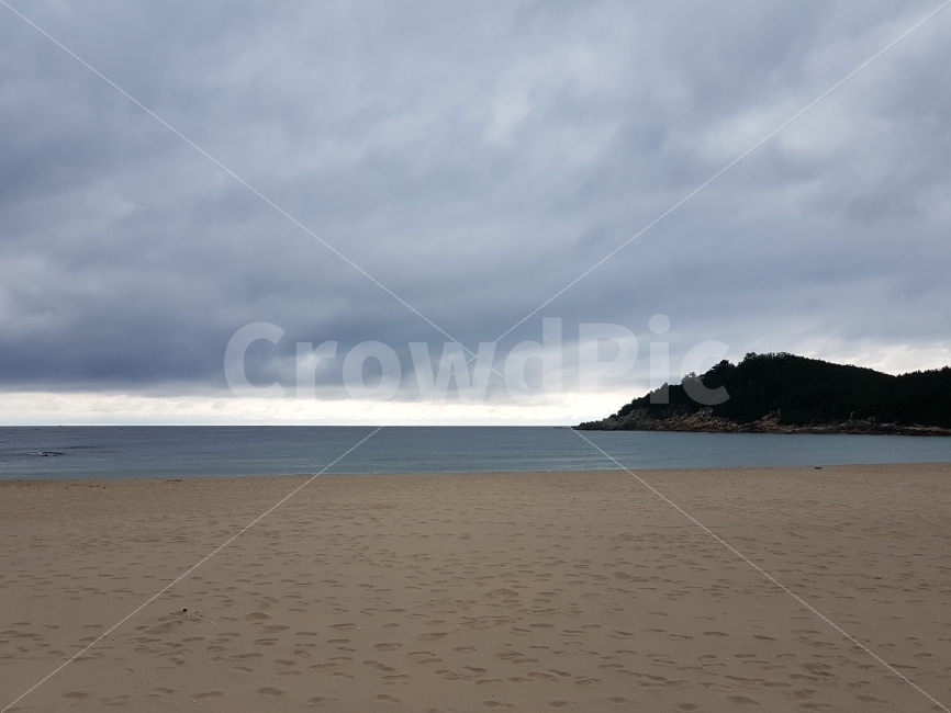 우울,흐림,먹구름,소나기,날씨,자연,풍경,nature,landscape,해변,바다,beach,sea