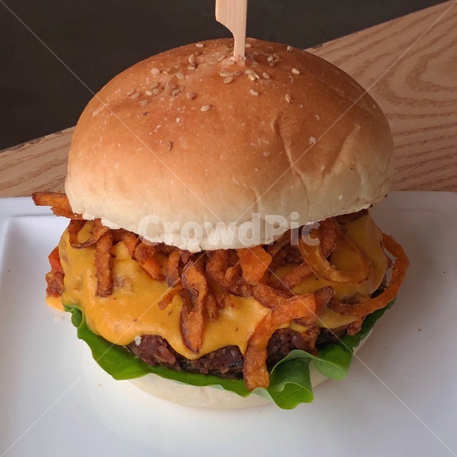 food,burger,버거,비건,햄버거,음식,식재료,요리,food,cook,meal,dishes,food reserves,양식,서양음식,서양요리,western food,western dishes,western meal,western cook