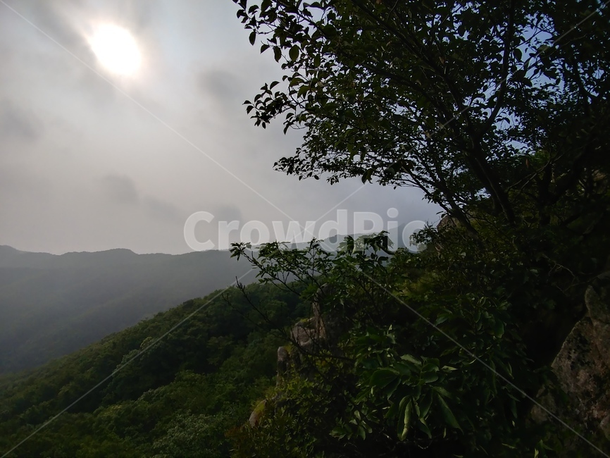 모악산,아침모악산,중인리능선,안개낀능선,전주시,능선조망,안개긴모악산
