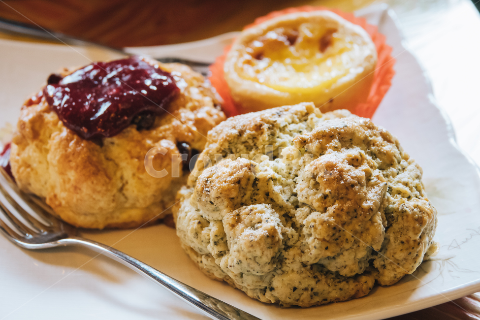 스콘,디저트,빵,카페스콘,옥수수빵,scone,bread,cafe,dessert,후식,잼,딸기잼,food,coffee,음식,식재료,요리,food,cook,meal,dishes,food reserves,빵,bread,디저트,간식,후식,dessert,snack
