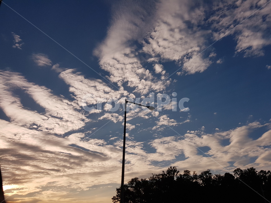 해돋이,아침,새벽,구름,고속도로,아침하늘,가로등,자연,풍경,nature,landscape,outdoors,옥외,sky,하늘,cloud