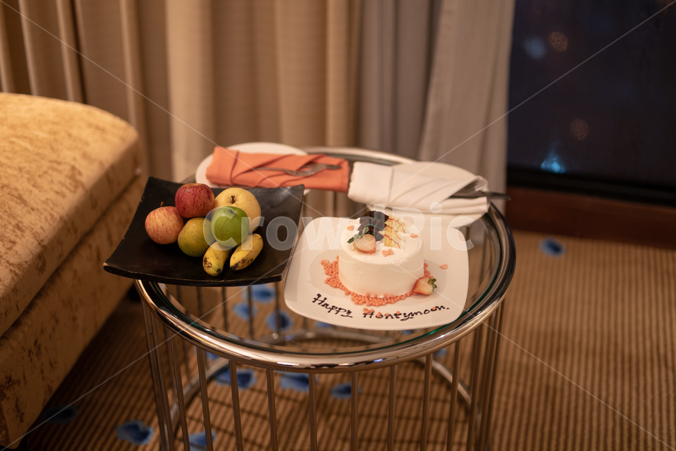 허니문,신혼여행,honeymoon,로맨틱,웰컴케이크,웰컴푸드,welcomefood,welcomecake,케이크,cake,과일