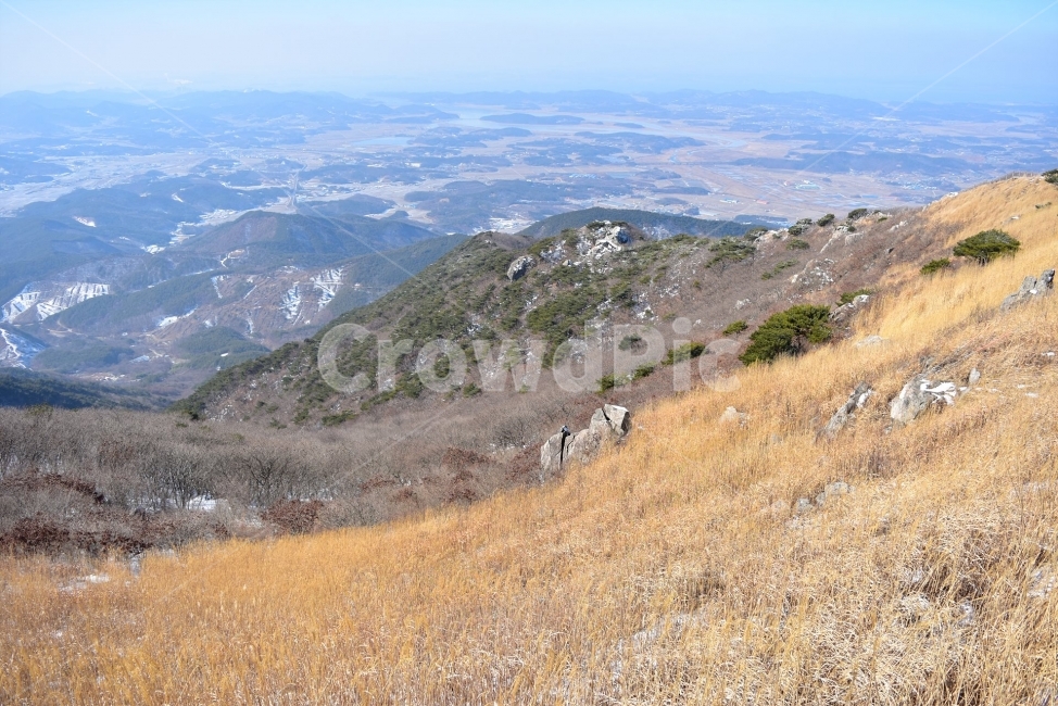 오서산,설경,눈꽃,풍경,겨울,자연,눈,스포츠,등산,산행,nature,snow,겨울풍경,느낌,아름다운,신비로운,경이로운,다큐,필,힐링,명산,국립공원,순백,landscape,winter,season,천제단,운해,영산,트레킹,인기명산,조망,전망,억새,광천,겨울,계절,winter,season,자연,풍경,nature,landscape,한국자연풍경,한국자연경관,korea nature landscape,slope,경사,outdoors,옥외
