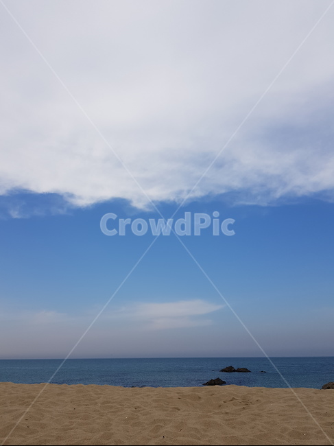 바다,푸른하늘,자연,동해,동해바다,정동진,모래,모래사장,바닷물,수평선,자연환경,정동진해안,관광지,파란하늘,휴양지