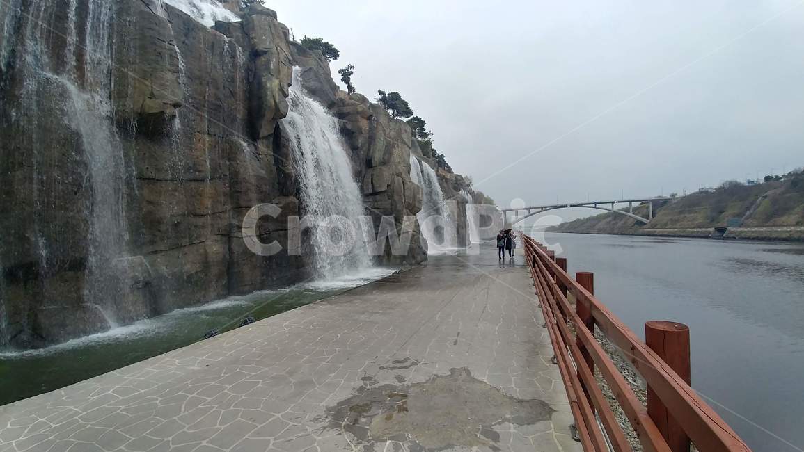 폭포,인공폭포,아라뱃길,인천,폭포수,자연,water,강,river,자연,풍경,nature,landscape,물,outdoors,옥외