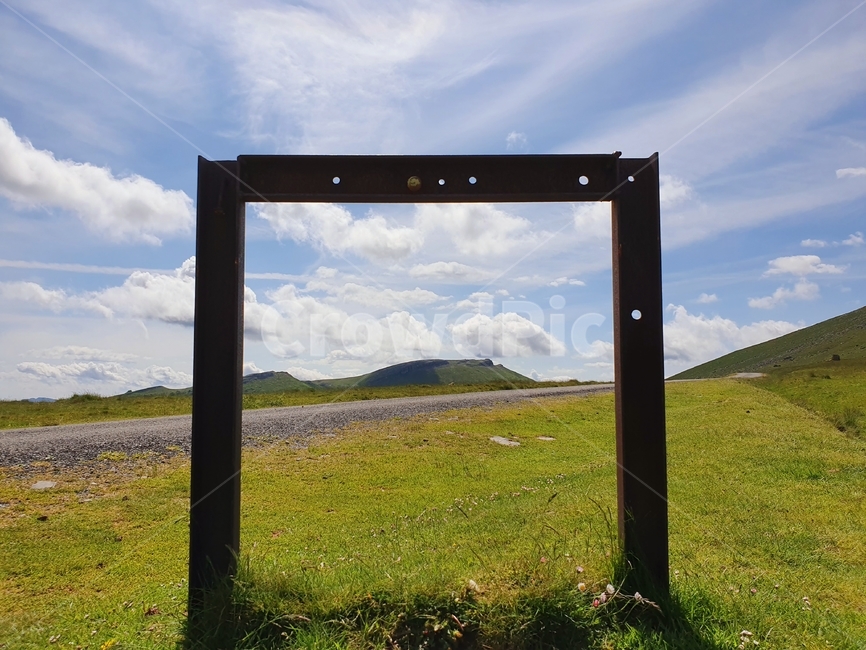 까미노,산티아고,순례자의길,풍경,피레네산맥,프레임,봉우리,camino,santiago,caminodesantiago,pilgrim,landscape,pyrenees,mountainrange