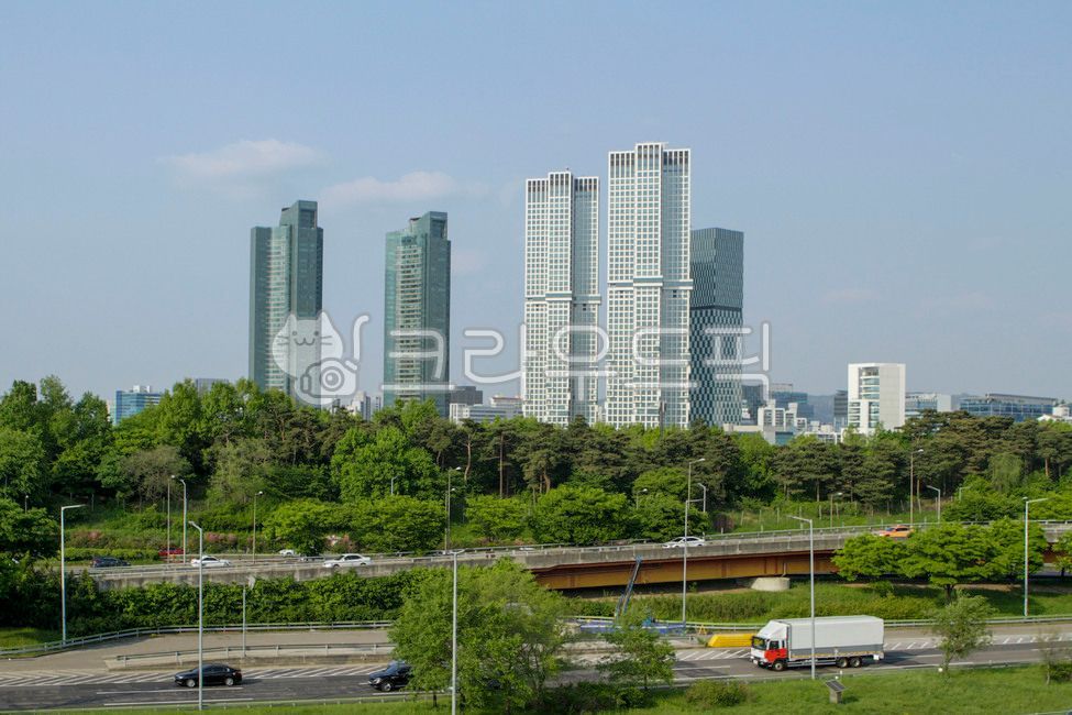 서울,성수동,강변북로,성수대교,옥외,건물,고층건물,하늘,구름,도시,시티,outdoors,building,highrise,sky,cloud,urban,city